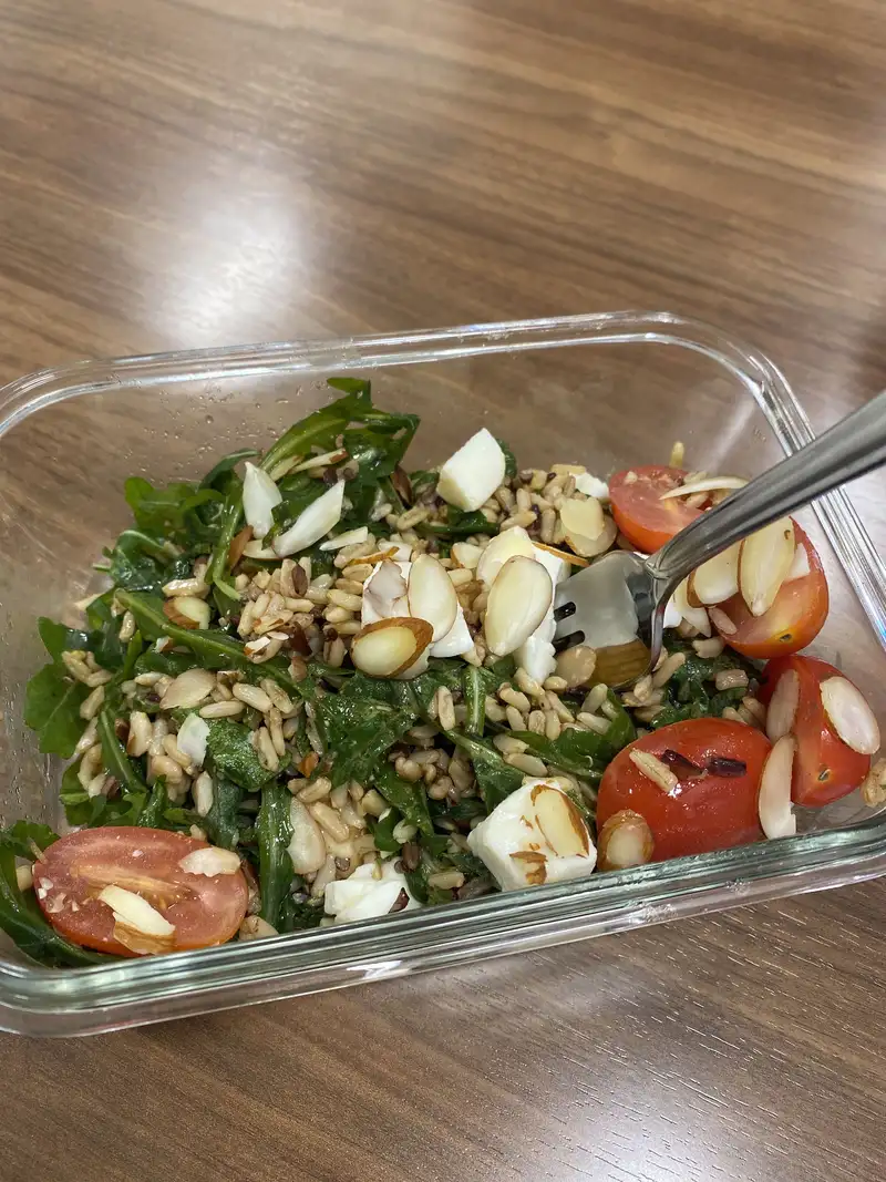 Healthy Arugula and Brown Rice Salad Recipe