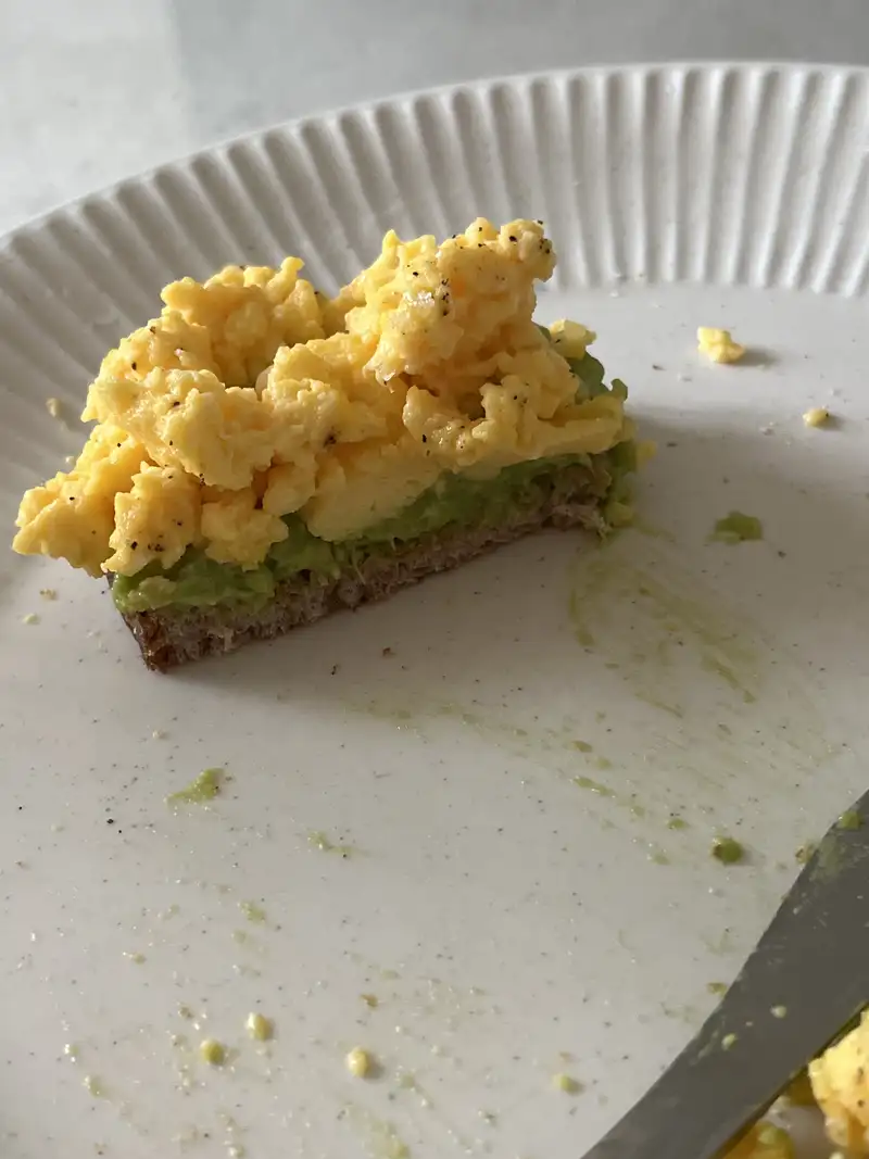 Healthy Avocado and Eggs Recipe