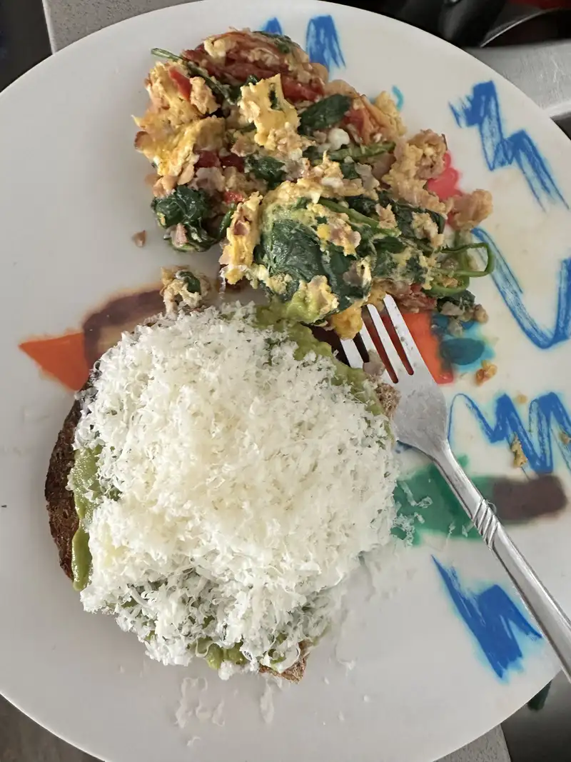 Healthy Avocado Egg Cheese Recipe