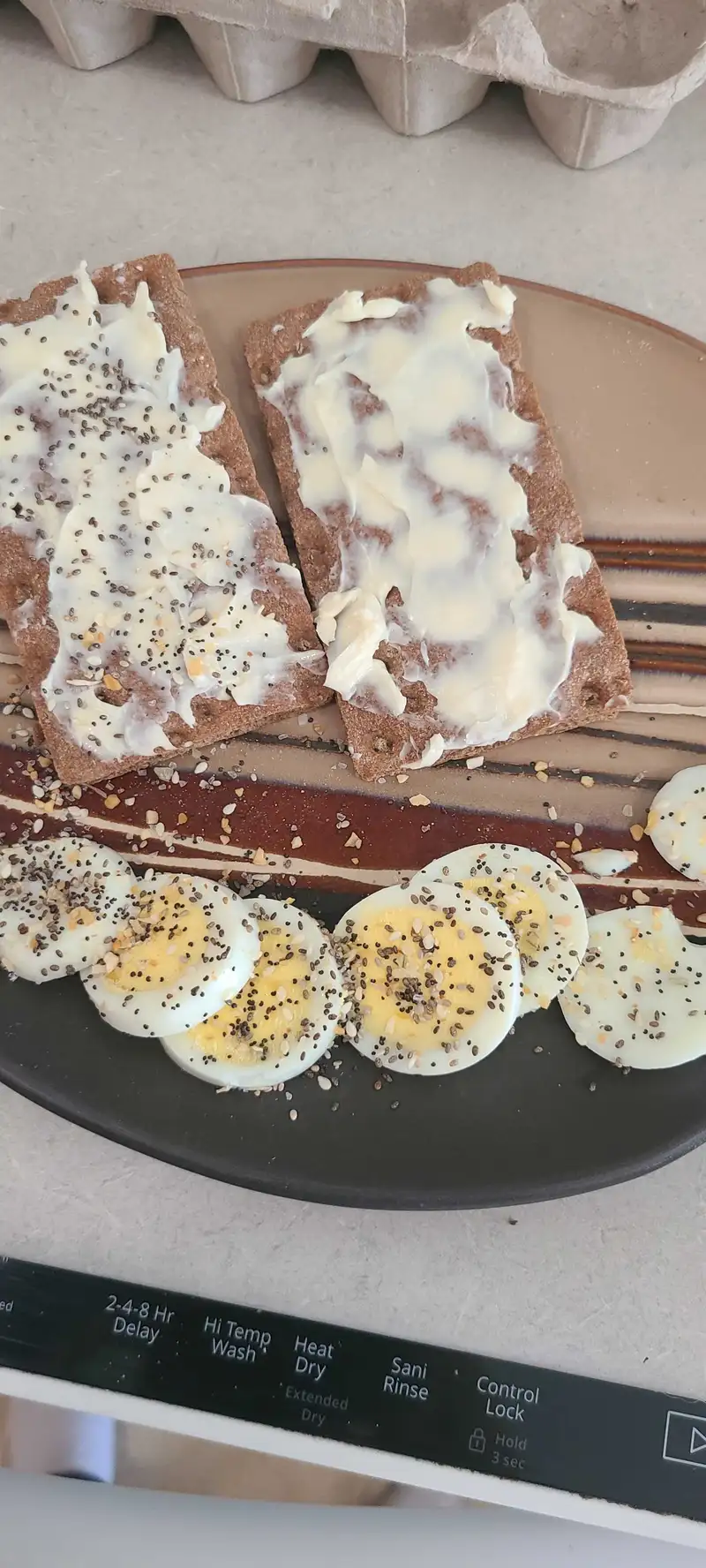 Healthy Avocado Egg Toast Recipe