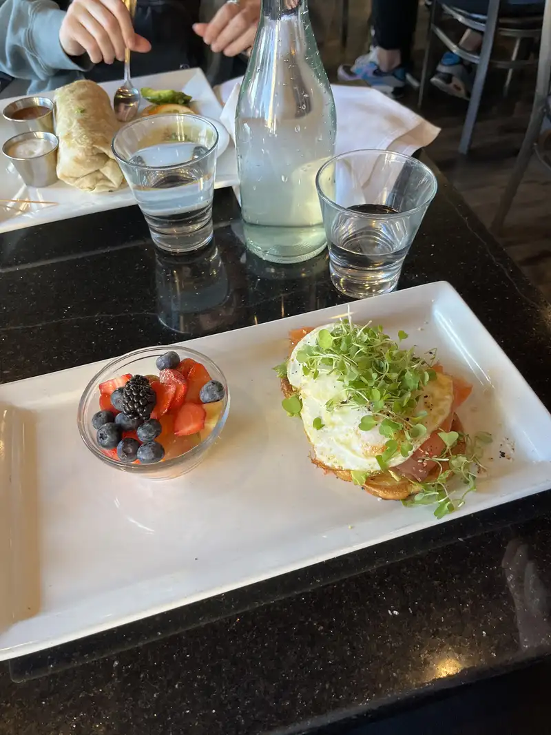 Healthy Avocado Toast with Egg Recipe