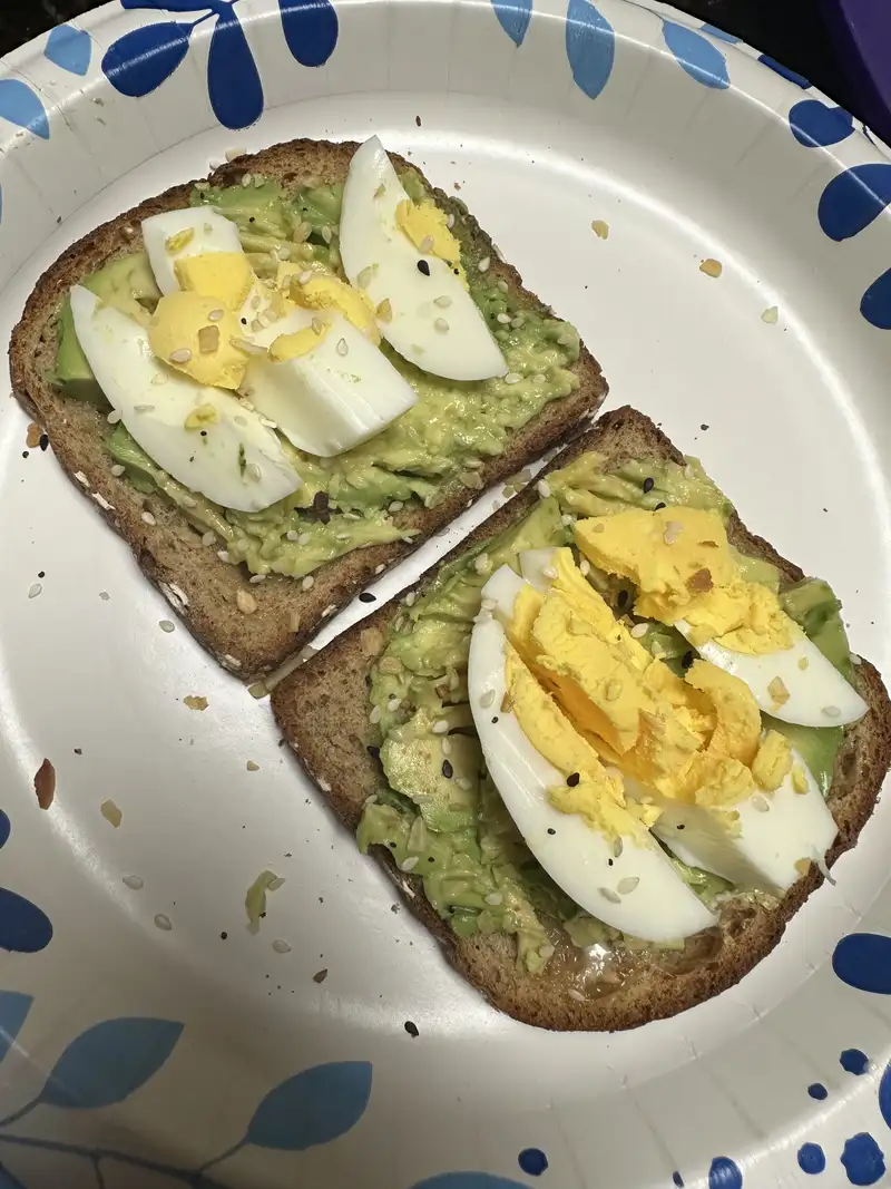 Healthy Avocado Toast with Egg Recipe
