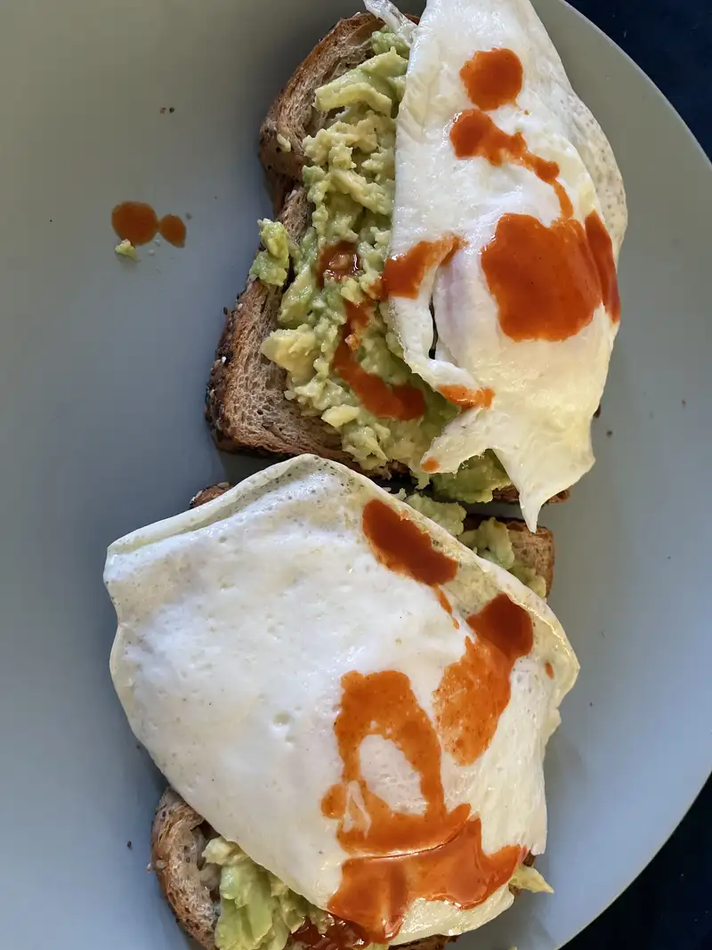 Healthy Avocado Toast with Egg Recipe