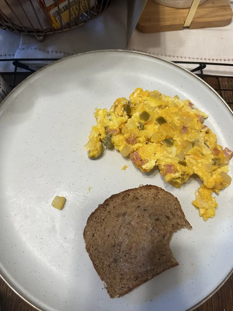 Healthy Avocado Toast with Eggs Recipe