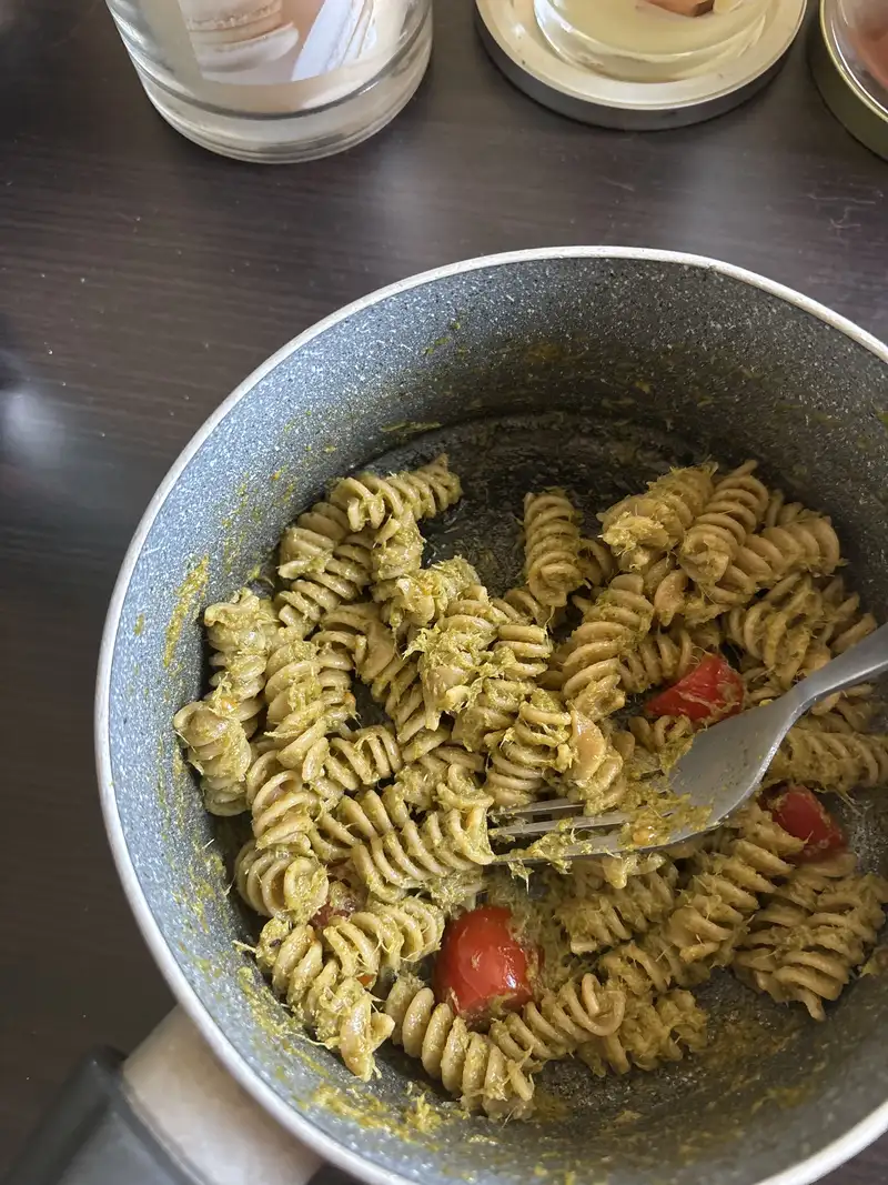 Healthy Broccoli Pesto Pasta Recipe