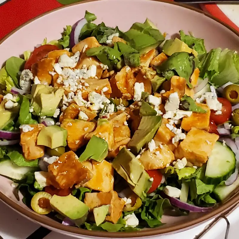 Healthy Buffalo Chicken Salad Recipe