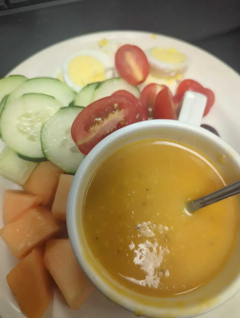 Healthy Butternut Squash Soup Recipe – 220 kcal, 12g protein | Fitmate Coach Recipes