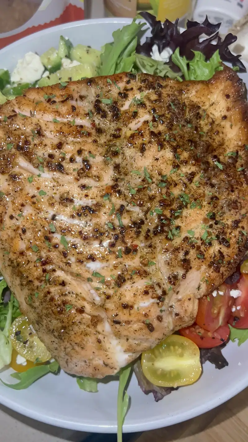 Healthy Greek Salad with Salmon Recipe