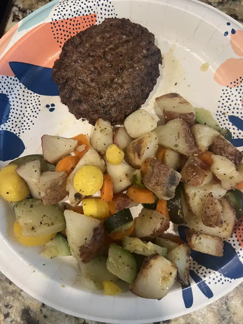 Healthy Grilled Hamburger and Veggie Medley Recipe