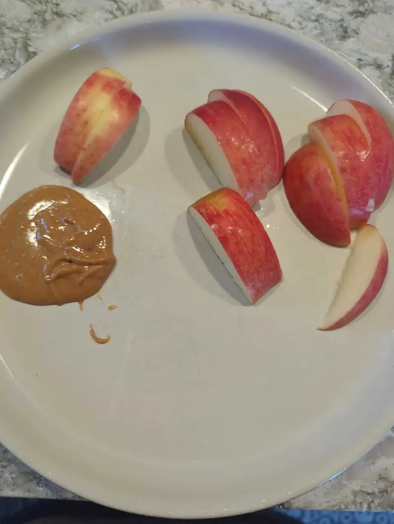 Healthy Peanut Butter Apple Snacks Recipe