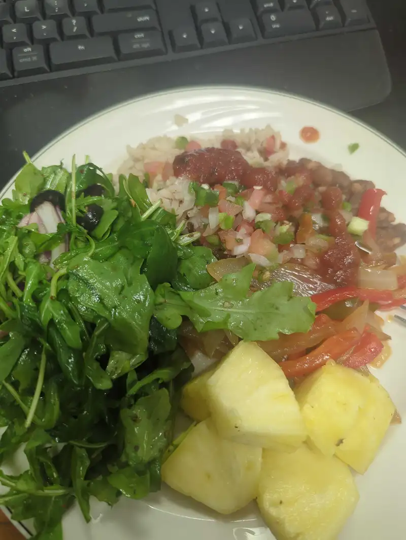Healthy Pineapple Pinto Bean Salad Recipe