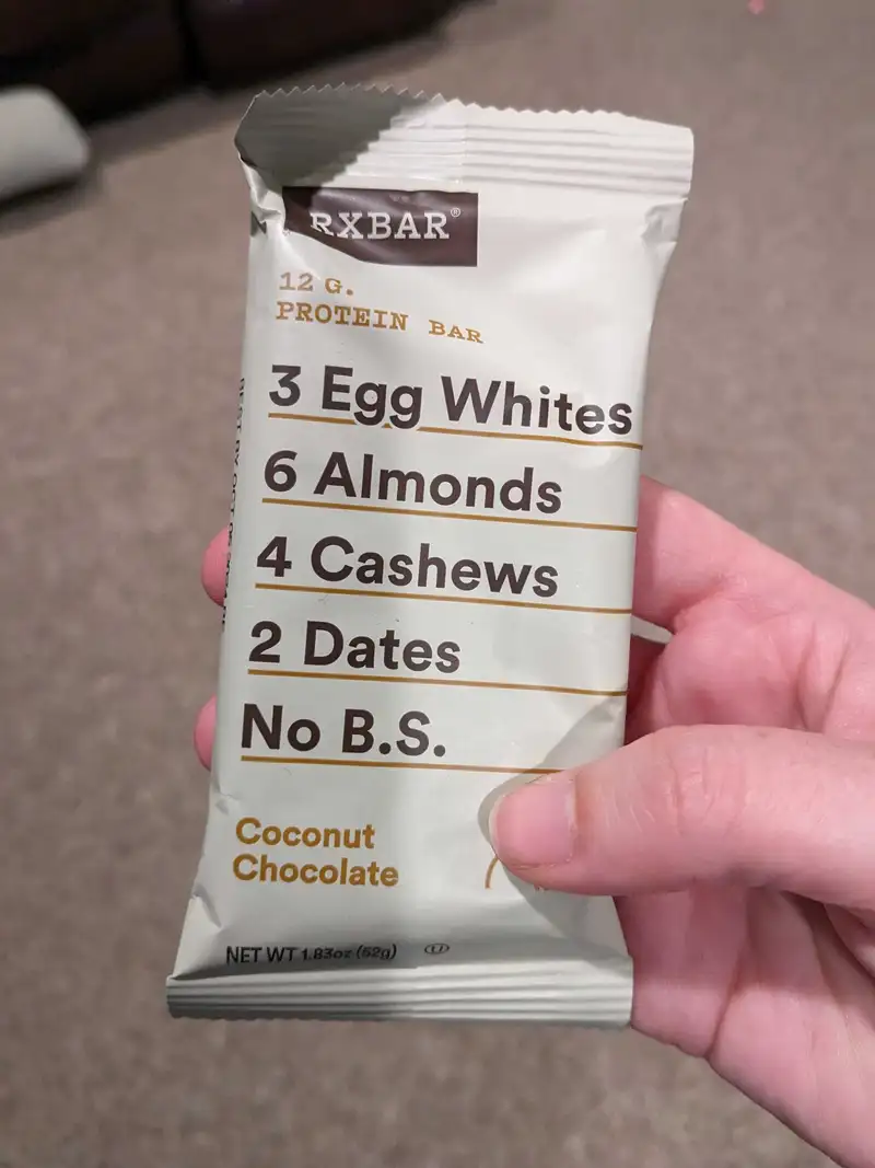 Healthy Protein Bar Recipe – 180 kcal, 12g protein (Allyson T.) | Fitmate Coach Recipes