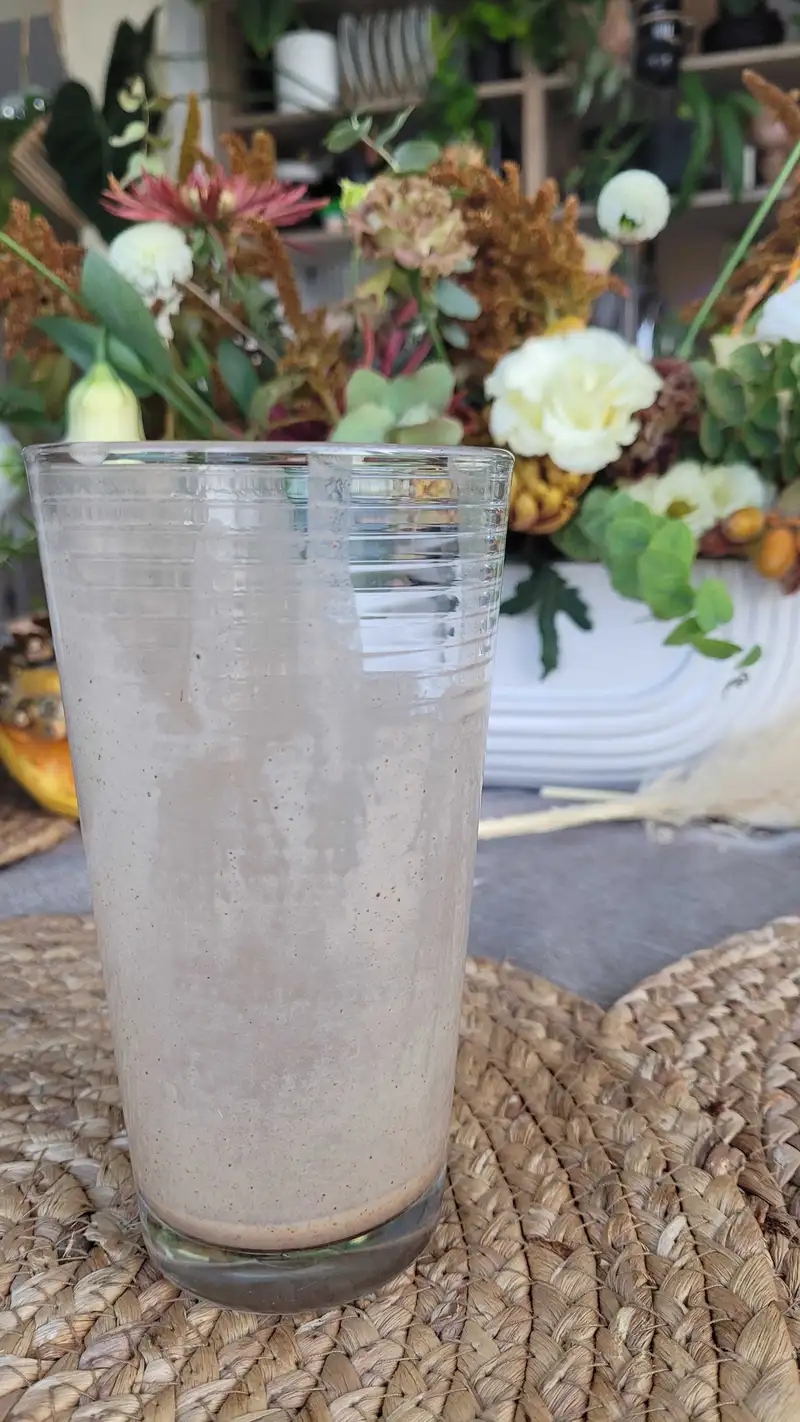 Healthy Strawberry Banana Protein Smoothie Recipe
