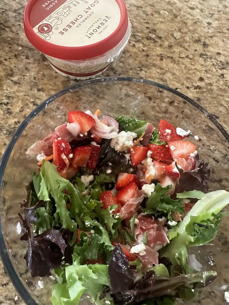 Healthy Strawberry Spinach Salad Recipe