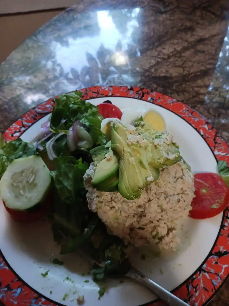 Healthy Tuna Salad Recipe with Egg